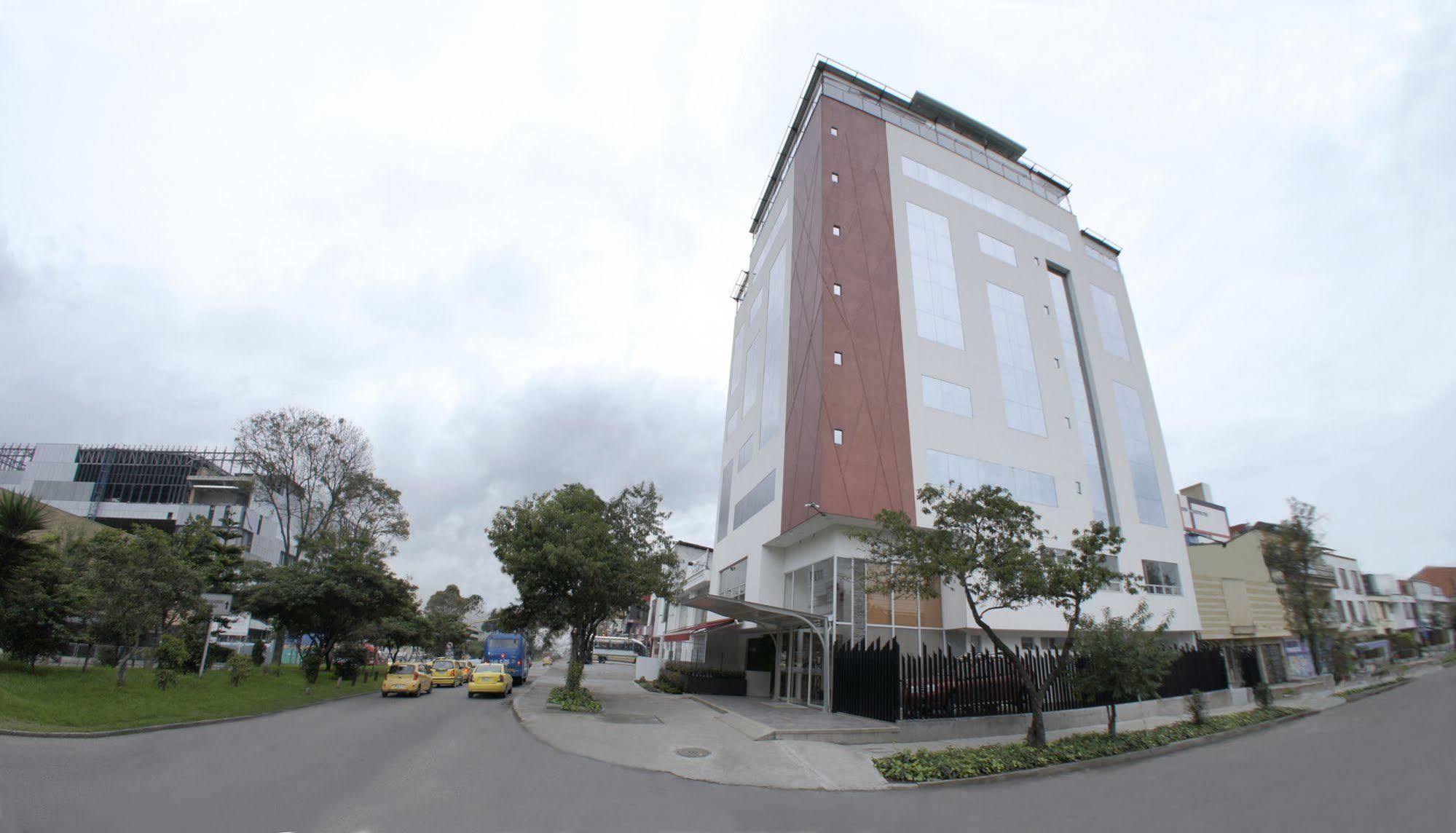 Sm Grand Hotel Bogotá Exterior foto